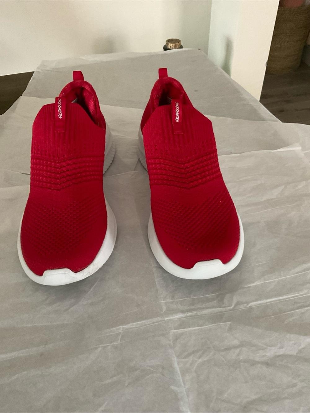 Skechers Womens Fit Air Cooled Memory Foam Slip-On Shoe-Red  (Size 9)